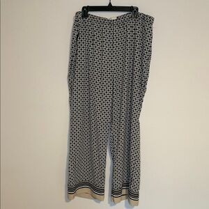Abercrombie & Fitch Black and White Geometric Wide Leg Pants